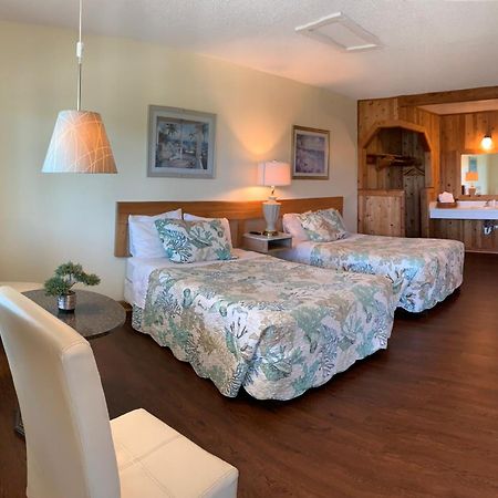 Cape Pines Motel Бакстон Экстерьер фото