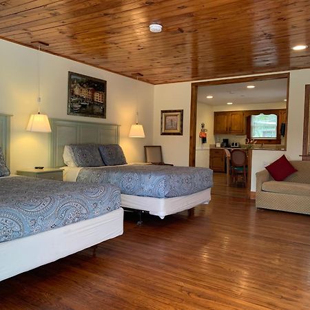 Cape Pines Motel Бакстон Экстерьер фото